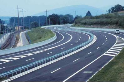 四川道路標(biāo)線涂料在高速上的含義